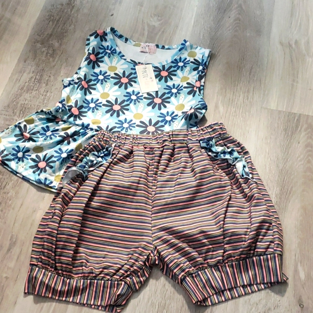 Daisy pete and lucy shorts set 5t , 7/8 & 10/12 Girls